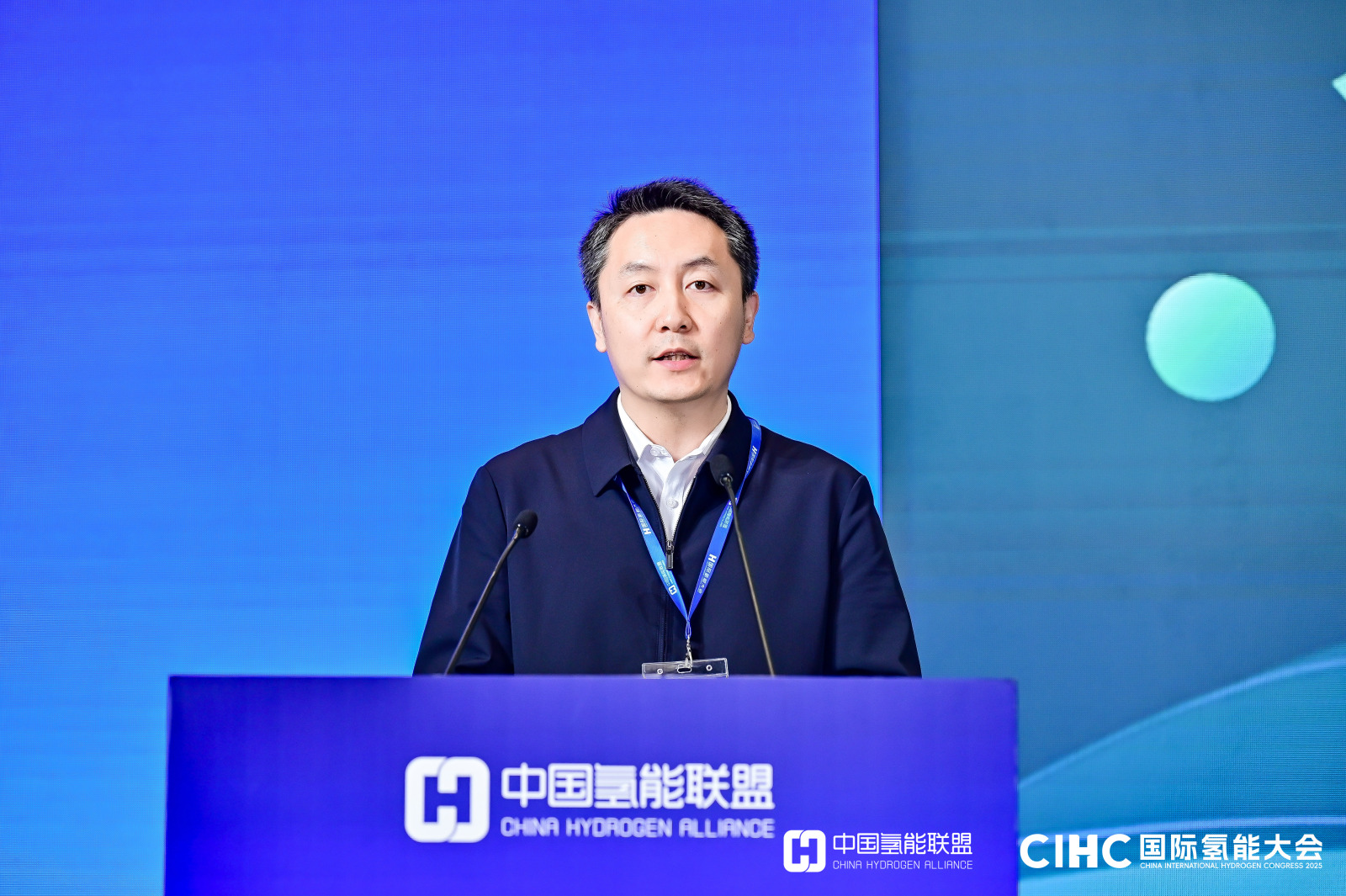 孙 迪  北京市大兴区经济和信息化局副局长